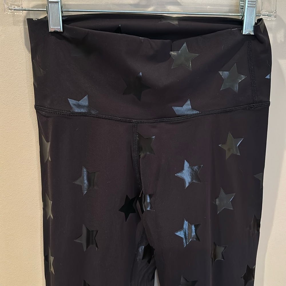 Kadyluxe women’s star tonal leggings size Medium